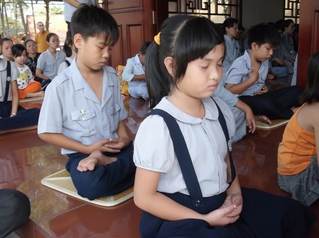 Khóa tu Chánh niệm tại chùa Liên Trì ảnh 3 khóa tu chánh niệm liên trì5.jpg