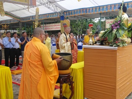 Dac Lac cau sieu 1.JPG