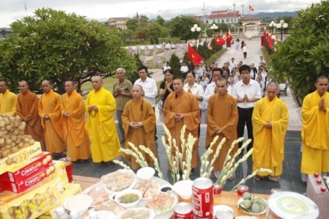 Hà tĩnh cầu siêu2.jpg