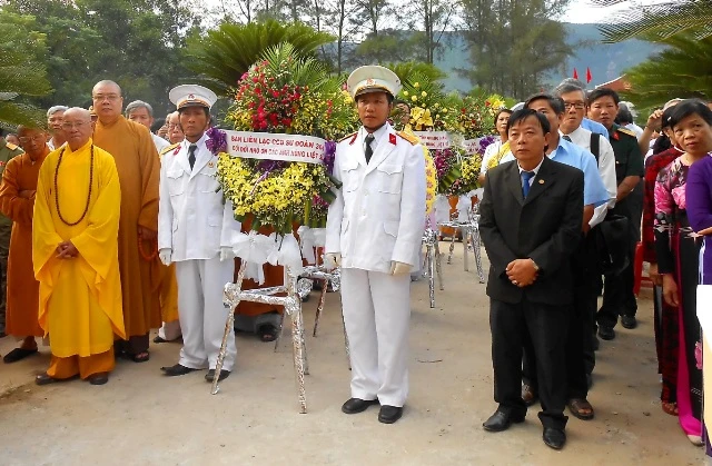 Cau sieu anh hùng liet si Quang Nam07.jpg