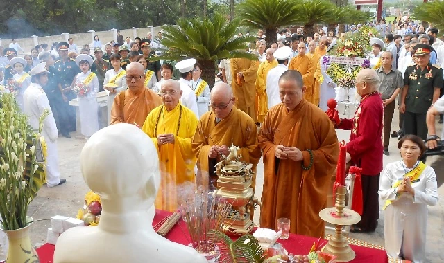 Cau sieu anh hùng liet si Quang Nam10.JPG