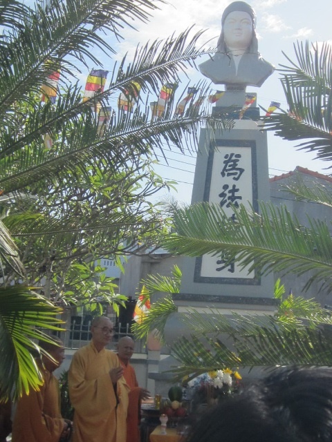 Thanh tu dao dieu quang1.jpg