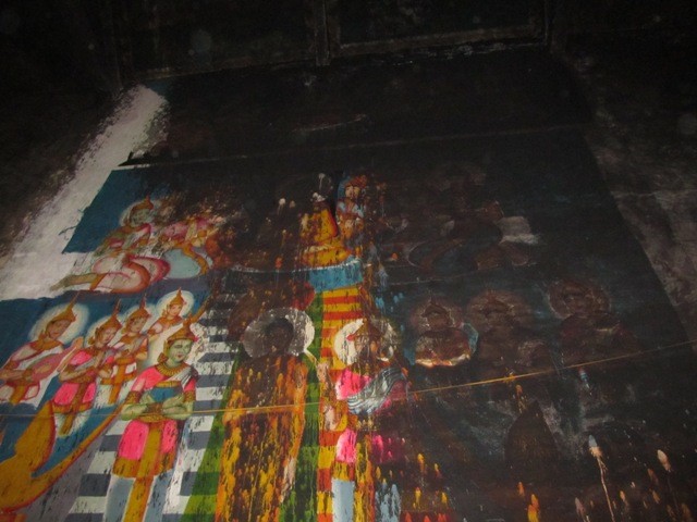 Cháy rụi chánh điện ngôi chùa Khmer gần 800 năm tuổi ảnh 3 _nh 3, _nh Ph_t Thfch ca trang trf vßch chßnh =i_n b_ kh=i tßp =en.jpg