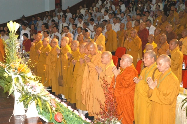 Chùm ảnh Đại hội Phật giáo tỉnh Bà Rịa-Vũng Tàu lần thứ V ảnh 5 DSC_0018.JPG