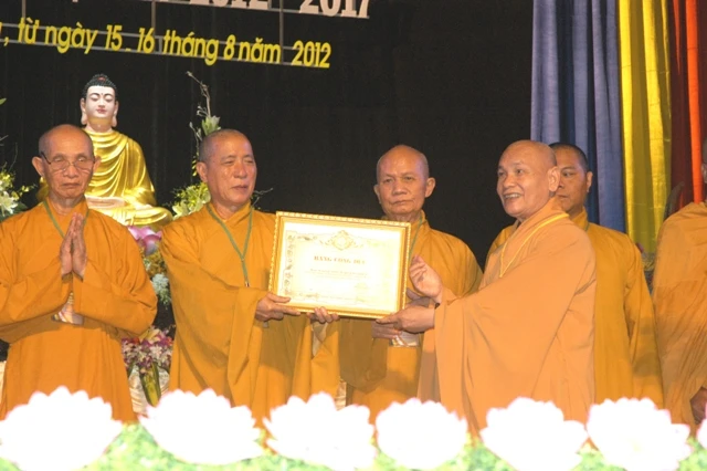 Chùm ảnh Đại hội Phật giáo tỉnh Bà Rịa-Vũng Tàu lần thứ V ảnh 17 DSC_0057.JPG