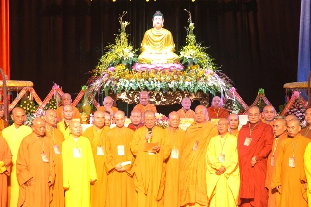 Chùm ảnh Đại hội Phật giáo tỉnh Bà Rịa-Vũng Tàu lần thứ V ảnh 22 DSC_0074.JPG