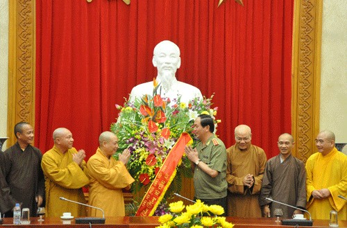 Chúc mừng ngày truyền thống Công an Nhân dân ảnh 1 wwwT6.bmp