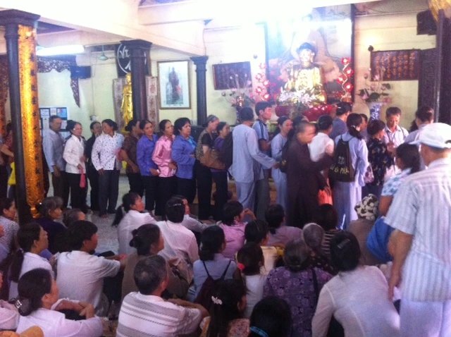 đình quán và bệnh nhân3.jpeg