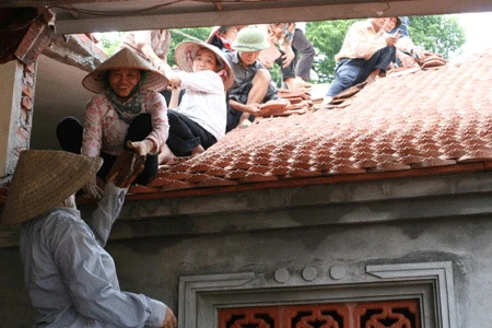 ...dựng chùa mới theo đúng nghĩa đen!