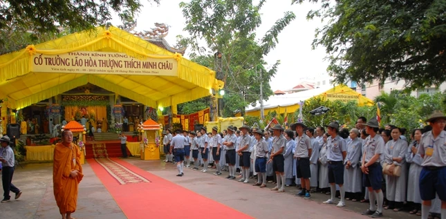 BTN_0001.JPG