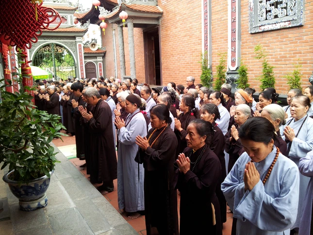 Khoa tu thap thien o langson.jpg