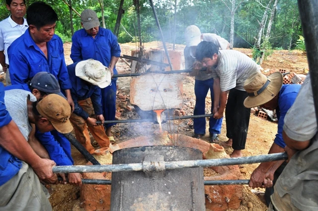 Chú tạo tượng Phật và đặt đá xây dựng chùa Chơn An ảnh 2 Chua chon an, tri nang1.JPG