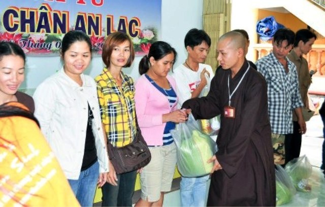 Ve day ben nhau4.jpg