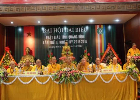 Đại hội Phật giáo tỉnh Quảng Bình lần thứ II ảnh 4 a dhpg quang binh08.jpg