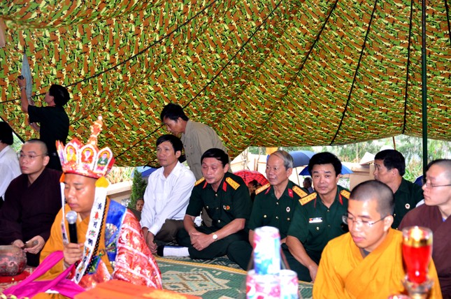 Cầu siêu hơn 500 anh linh các anh hùng liệt sĩ ảnh 2 casieu12k_7.jpg