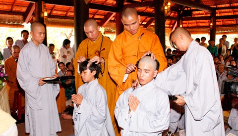 Anh Thien than quet la, GN 662.jpg