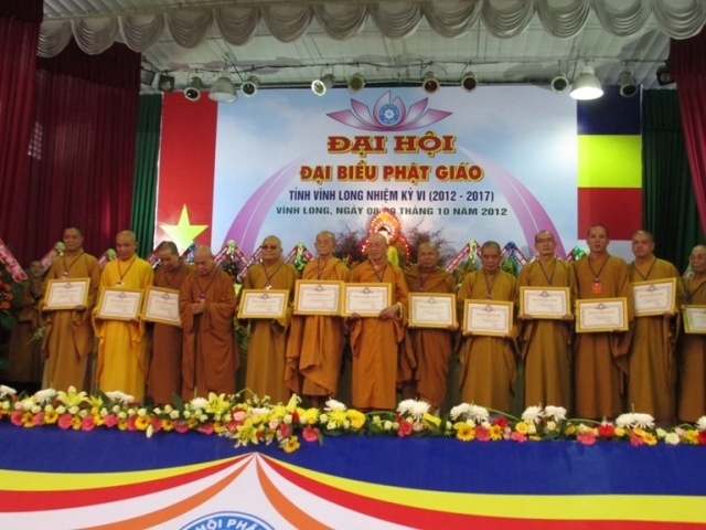 băng tuyên dương công đức.jpg