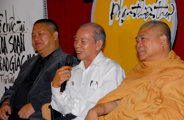 Đêm mưa nghe Kinh Ngọc ảnh 4 BTN_0034.JPG