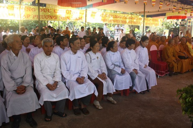 Tịnh xá Ngọc Cổ đúc đại hồng chung ảnh 3 tinhxangocco14.jpg