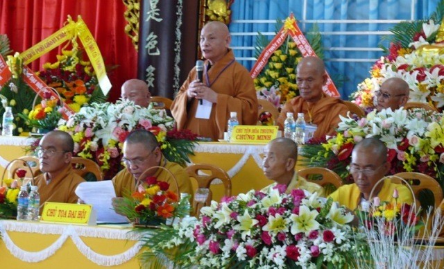 Trang nghiêm tổ chức Đại hội PG Bình Thuận ảnh 10 HT.Thfch Thi_n Nh_n.jpg