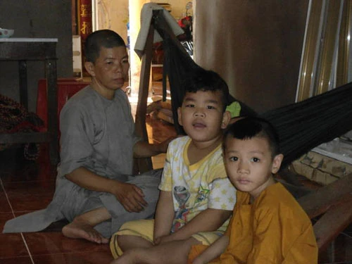 Chuyện bé Mèo và sự uy nghi ảnh 1