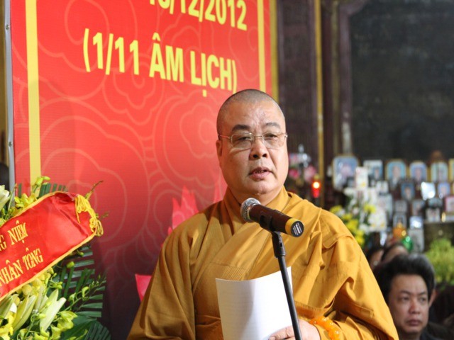 HT.Thích Thanh Nhiễu đọc Tiểu sử Phật hoàng Trần Nhân Tông HT.Thích Thanh Nhiễu đọc Tiểu sử Phật hoàng Trần Nhân Tông