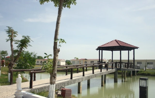 Long Lang Thien canh5.JPG