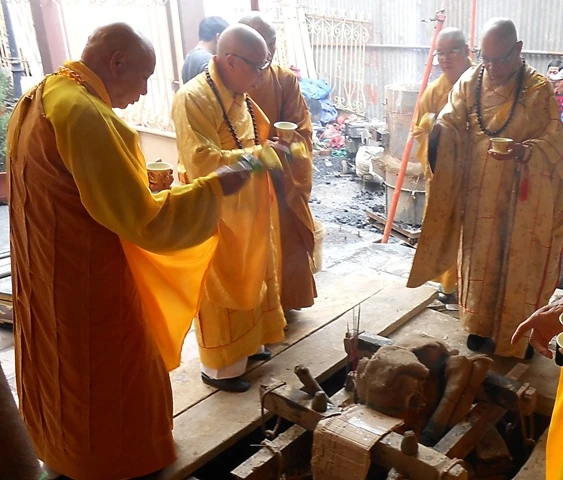 chua Thach Quang2.JPG