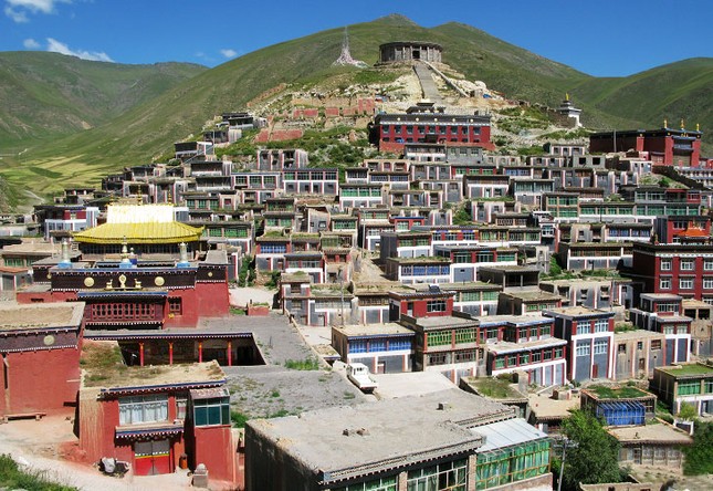 Quần thể kiến trúc tu viện Jyegu.jpg
