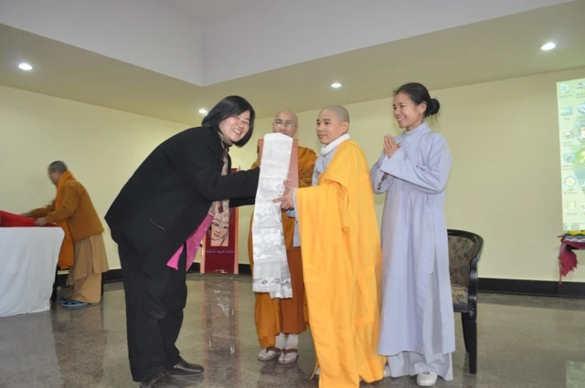 Ban _m th_c ch·a Ki_u -am Di nh_n qua l²u ni_m c_a -i_u ph_i viOn H_i ngh_ v_ nh_ng ==ng g=p trong c(ng tßc _m th_c.JPG