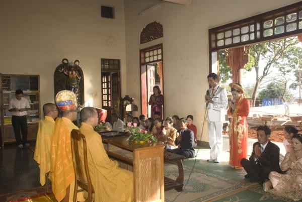 Chùa Pháp Hoa tổ chức lễ hằng thuận cho huynh trưởng ảnh 2 hang thuan DN2.jpg