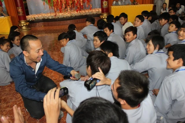 Chùm ảnh Gieo hạt từ tâm dành cho Trường THPT Hoa Sen ảnh 8 IMG_7058.JPG