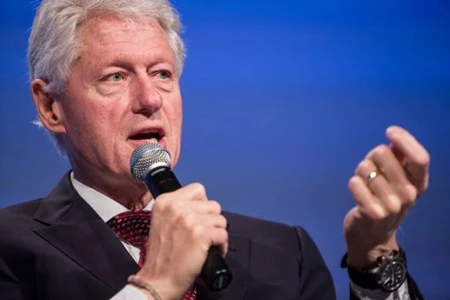 Cựu tổng thống Bill Clinton hướng đến Phật giáo ảnh 1 Clinton.jpg