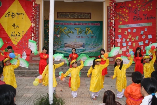 Huế: Rộn ràng ngày hội Xuân Từ bi ảnh 7