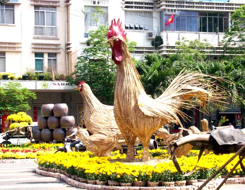 Chùm ảnh đường hoa Nguyễn Huệ qua các năm ảnh 2