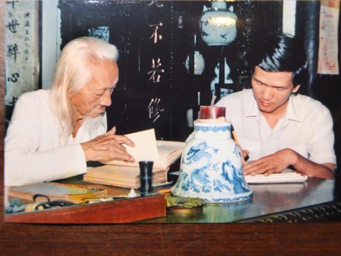 Xuân Quý Tỵ, nhớ chuyện cũ ở Vân Đường ảnh 1 Vuong-Hong-Sen-ky-2-mau.jpg