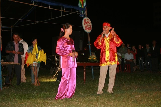 Quảng Nam: Rộn ràng Hội hoa xuân và Hội báo xuân ảnh 7 hoaxuanquangnam9.JPG