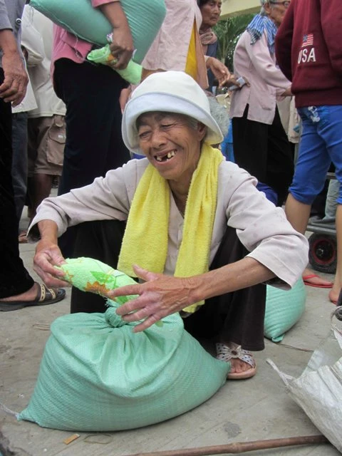 Làng mù Vĩnh Châu đã có Tết ảnh 2 Vinh Châu8.jpg