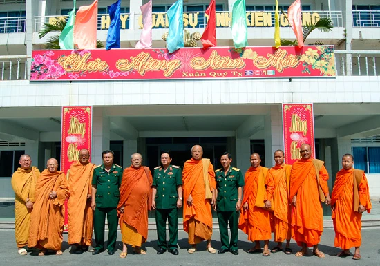 BTS PG Kiên Giang chúc tết các cơ quan, ban ngành ảnh 4 ctbn-37.jpg