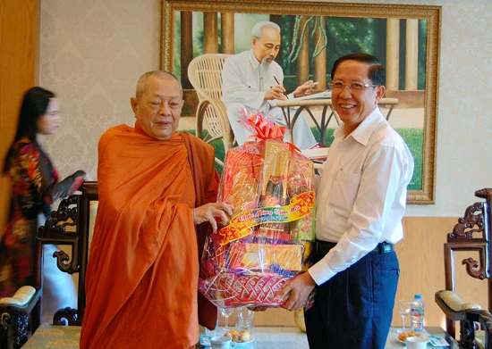 BTS PG Kiên Giang chúc tết các cơ quan, ban ngành ảnh 1 ctbn-4.jpg