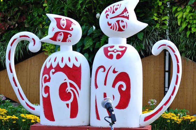 Chùm ảnh: Đường hoa Nguyễn Huệ trước giờ khai mạc ảnh 3 duong hoa nguyen hue.jpg