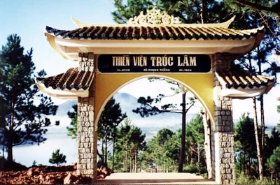Hồi quang phản chiếu & Phản quan tự kỷ ảnh 2 thien vien truc lam.jpg
