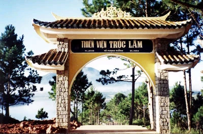 Hồi quang phản chiếu & Phản quan tự kỷ ảnh 2 thien vien truc lam.jpg