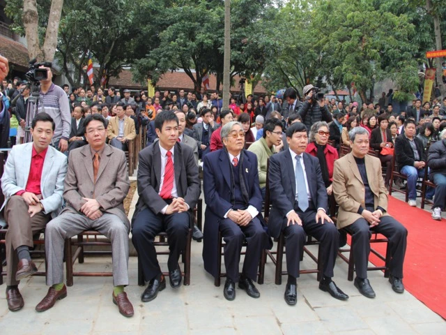 Khai hội Khán hoa mẫu đơn tại chùa Phật Tích ảnh 3