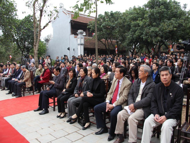 Khai hội Khán hoa mẫu đơn tại chùa Phật Tích ảnh 5