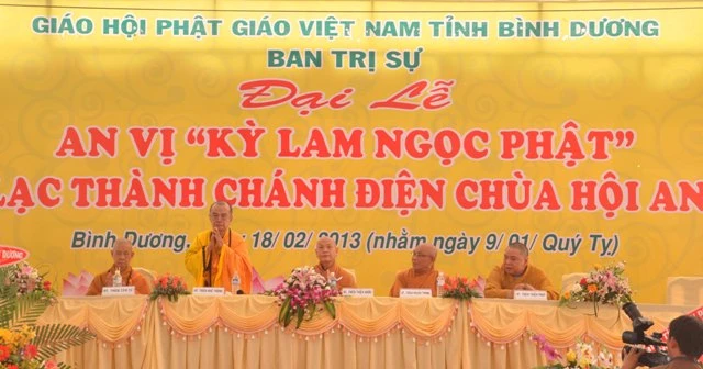 Lễ an vị “Kỳ lam Ngọc Phật” tại chùa Hội An ảnh 5 kylamngocphat02.jpg