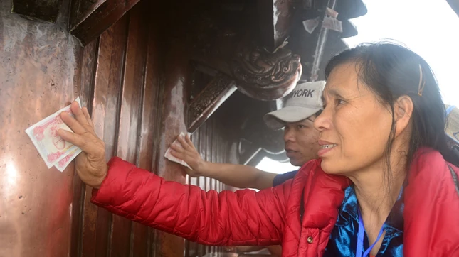 chua dong yen tu.jpg