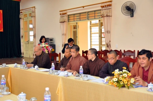 Chức sắc tôn giáo góp ý Dự thảo sửa đổi Hiến pháp ảnh 2 gopyhienphap2.jpg