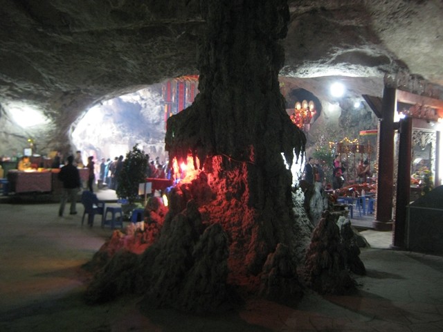 chua tam thanh10.JPG