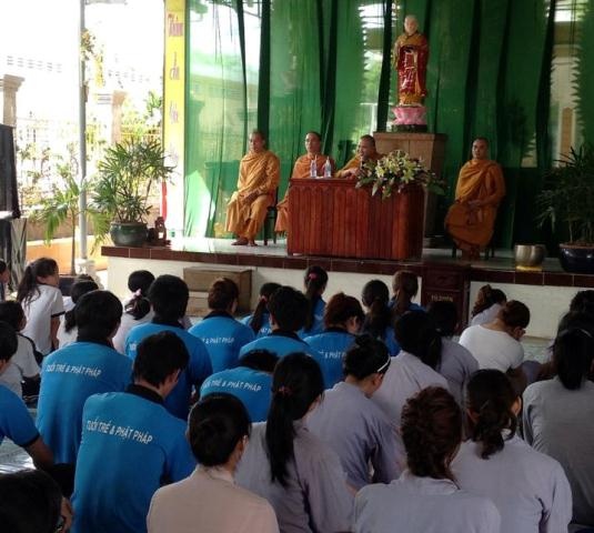 khoi nguon tue giac1.jpg